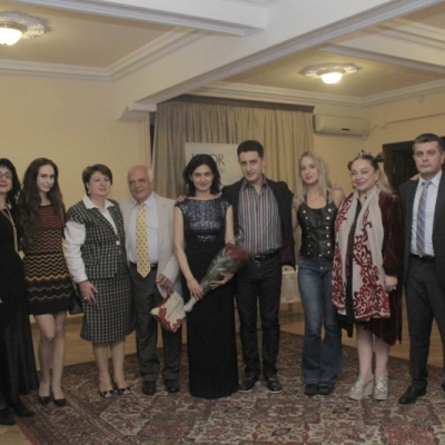 Ani Martikyan, Varduhi Minasyan, Anush Nikogosyan, Ruzanna Sirunyan, Levon Chaushyan, Anahit Chaushyan, Eduard Topchjan, Anna Tifu, Sona Van, Arman Padaryan, Stanislav Avik
