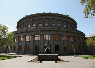 Aram_Khchaturyan_Monument_in_Yerevan retouch